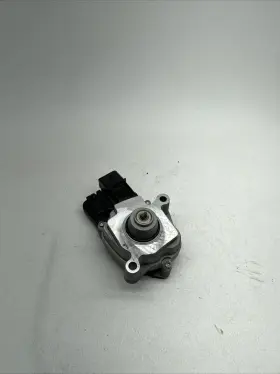 27605a371f4 Bavarian Motor Works Bmw 328 335 X4 X5 X3 F30 F10 F06 F12 F32 F15 Transfer Case Actuator Module