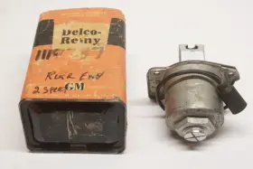 1119787 Chevrolet Nos 1950s 1960s Gmc 2-speed Rear Axle Switch Solenoid Delco
