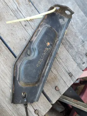 8616240 Chevrolet 4.279 1960-1964 Corvair Bumper Brackets Lh Rh