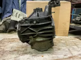 440-01378 Chevrolet 2005 C6 Corvette Z06 M/t 6-speed Rear Differential Carrier Damaged Fins 3.42 440-01378 Chevrolet 2005 C6 Corvette Z06 M/t 6-speed Rear Differential Carrier Damaged Fins 3.42