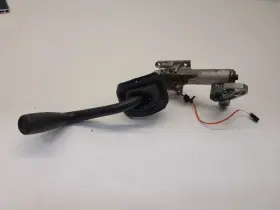 239.gm8j05 Chevrolet Truck 05 2005 Suburban Column Shifter Lever