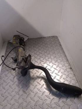 Chevrolet Truck 239.gm8m15 Silvrdo15 2015 Shift Lever Linkage