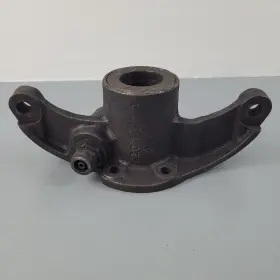 21c-7049a Ford 21c-7085a 1942-1952 Pass Rear Transmission Bearing Retainer