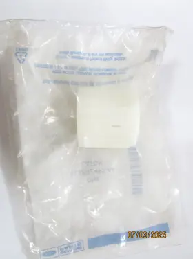 5l3z-7z465-aa Ford Genuine Oem Valve Collar Latch
