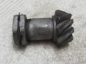Ford A-4209 1928 - 1931 Model A Differential Pinion Gear With Nuts