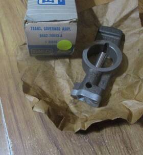 Ford B9az-7c053-a Nos 1959 Transmission Governor Assy