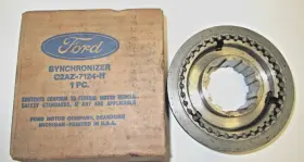C2az-7124-h Ford Nos 65 66 Mustang Fairlane Falcon 8 Cyl Warner 4/m/t Synchronizer