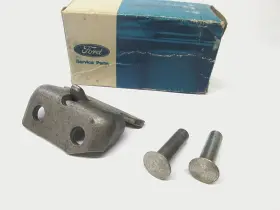 C2dz-7522-b Ford Nos 60 66 Fairlane Mustang Falcon 6 Cylinder Clutch Release Bracket