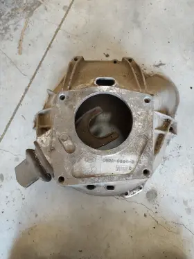 C60a-6394-c Ford C6oa-6394-c Mustang Falcon Comet Manual Transmission Bell Housing