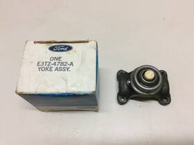Ford E3tz-4782-a Nos Ranger Bronco Ii Yoke Assembly