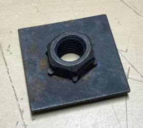 N800434-s100 Ford Nos Genuine Nut And Retainer