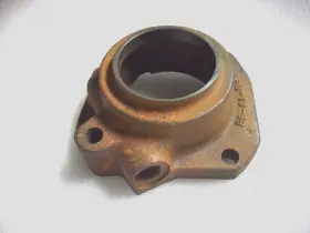 2337408 General Motors Gm Chevy Gmc Trucks Auxiliary Transmission Main Shaft Bearing Cap 55-63 2337408 General Motors Gm Chevy Gmc Trucks Auxiliary Transmission Main Shaft Bearing Cap 55-63