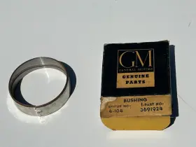 3691924 General Motors Nos Gm 1950-57 Corvette Chevy Ser 10-20 Input Shaft Retainer Bushing Oem