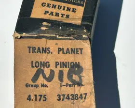 3743847 General Motors Nos Gm 1950-1957 Chevy Corvette Pg Transmission Planet Long Pinion Oem
