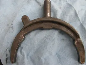 3870795 General Motors 1965 To 68 Chevy Car And 1968 Truck H.d. T-16 3 Speed Transmission Shift Fork