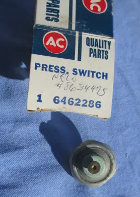 8634475 General Motors 6462286 1971 1972 Chevy Corvette Gmc 400 Transmission Pressure Switch Nos Oem Gm