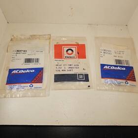 General Motors 8657163 Lot Of 3 Automatic Transmission Manual Shift Selector Shaft Seal Oem Gm