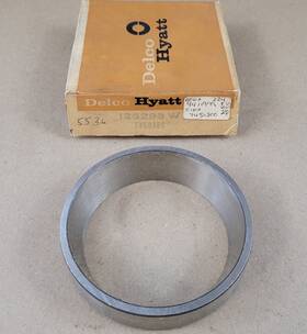 General Motors 9411999 Nos Delco 125298w Front Trans Countershaft Bearing Cup 1983-88 Chevy Truck 5-spd