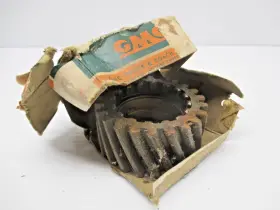 2250119 Gm Nos 1947-1955 Gmc Clark 5 Spd Transmission Mainshaft 5th Gear Gm# 2250119 Gm Nos 1947-1955 Gmc Clark 5 Spd Transmission Mainshaft 5th Gear Gm#