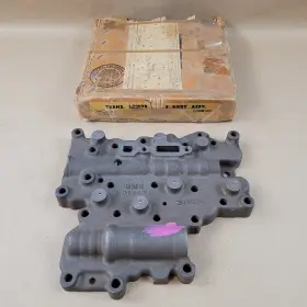 3830061 Gm Nos 1963 Chevy Ii / Nova 6 Cyl Wpg Transmission Main Lower Valve Body