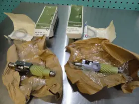8628932 Gm Nos Oem Genuine 1976 Chevrolet Pontiac Transmission Governor Pair 2