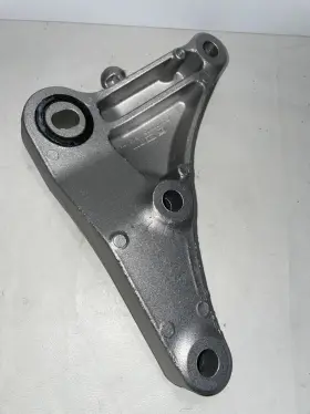 96852643 Gm Oem 2012-2018 Sonic 1.8 Aluminum Transmission Mount Bracket New #