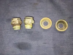 Alx-pau-rb-800-605-cl360a64 Gm Oem Gmc Sierra Chevy Silverado 1500 99-2003 Transmission Line Connector On Radiator