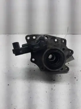 446.gm9f07 Gmc Truck Envoy 2007 4wd Axle Actuator 726914