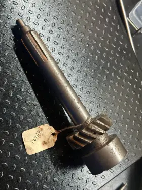 47291 Hudson 1934-1940 And Terraplane Nos Main Drive Gear Input Shaft