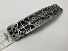 218552m200 Hyundai New Automatic Transmission Cross Member Mount Plate Oem For 10-13 Genesis Coupe