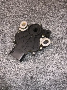 427004e100 Hyundai 2014-2016 Genesis Equus Neutral Safety Switch Inhibitor Xx