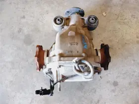38301eg35b Infiniti 440-50554 11-12 G25 Sedan Rear Carrier Assy 3.357 Rwd Oem