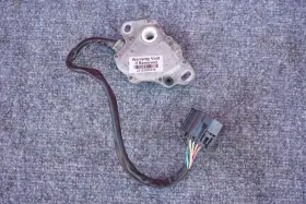 C2s13049 Jaguar 2002-2008 X-type Range Sensor / Neutral Safety Switch