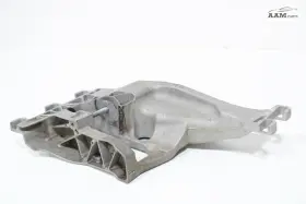Hx73-5060-dd Jaguar 2017-2019 Xe 2.0l Awd Transmission Gear Box Mount Bracket Oem
