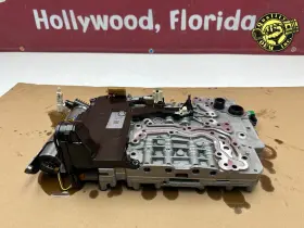6058008211 Land Rover 2017-2022 2018-2021 Jaguar Transmission Valve Body Oem