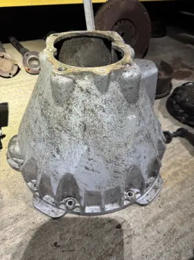Hrc2642 Land Rover / Range Bell Housing R380 Gearbox To V8 Engine