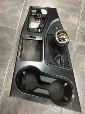 242.le1919 Lexus Ux200 2019 Transmission Shift 294353