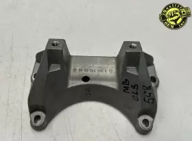 2052420340 Mercedes-benz 2016-2021 C Cls Glc S Slk Slc Rwd Transmission Mount Support Bracket Oe