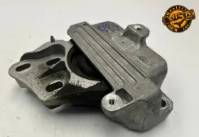 2472403200 Mercedes-benz 2020-2025 A Cla Gla Glb Awd Transmission Left Mount Bracket Oem 12 Kmi
