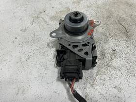 Mercedes-benz Truck A1679011303 2025 Sprintv25 Transfer Case Motor Oem Part Number