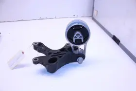 6780439-18008 Mini Cooper 2011-2014 Clubman Transmission Mount Bracket - 6780439 6780439-18008 Mini Cooper 2011-2014 Clubman Transmission Mount Bracket - 6780439