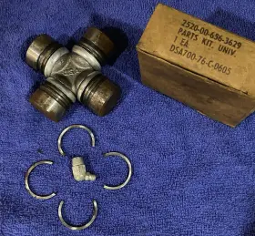 2520-00-656-3629 N O S Dodge M37 M43 Power Wagon Universal Joints U Nos