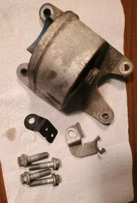 6754422-03 Oem Transmission Mount For 2002-2008 Mini Cooper S 2006 2003 2004 2007 2005