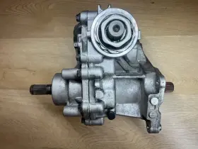 9813709-01 Original Factory Genuine Auxiliary Transmission Transfer Case Oem Mini Cooper All4 Awd R60 Manual Trans 9813709-01 Original Factory Genuine Auxiliary Transmission Transfer Case Oem Mini Cooper All4 Awd R60 Manual Trans