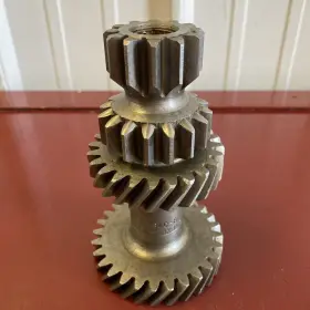 T84c-8 Reo Mack Willys Graham 1936 1937 1938 1939 1940 Transmission Cluster Gear T84c-8 Reo Mack Willys Graham 1936 1937 1938 1939 1940 Transmission Cluster Gear