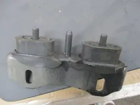 35-6045 Republic 1957 1958 Oldsmobile Transmission Mount Nors