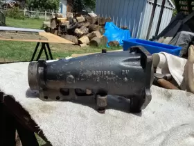 6281884 Saginaw 4 Speed 352254 Transmission Tail Shaft Housing K164 Date Code