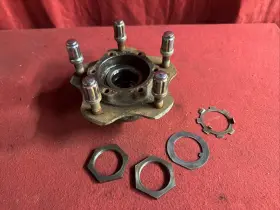 43801-80010 Suzuki Motor Corporation 1986-1995 Samurai Sierra Jimny Front Wheel Hub Assembly Hardware Oem