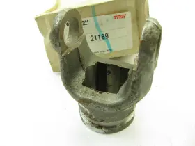 21189 Trw Pto Tube Weld End Yoke 1800 Series For 1-1/4 Inch X 1-3/8 3-3/8 Long