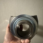 Genuine Oem Meritor End Yoke 176SERIES 176NYS3612 New. Price: $300.00.